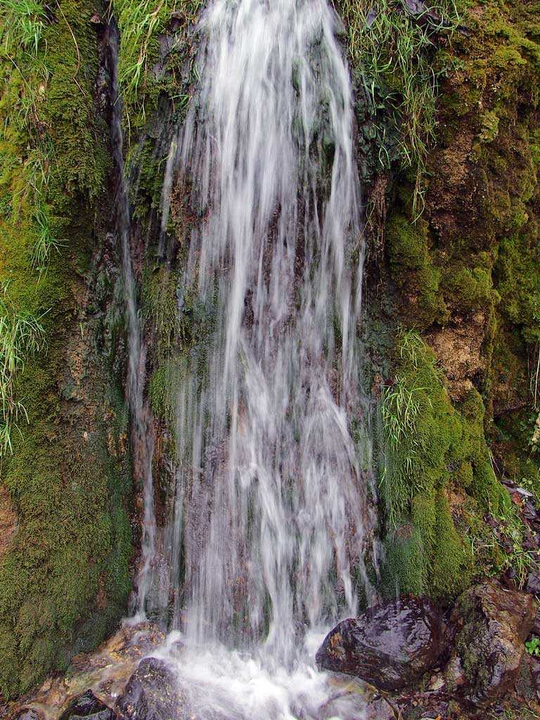 Водопад радужный в подмосковье — обыкновенное чудо. как добраться до водопада радужный: отзывы туристов