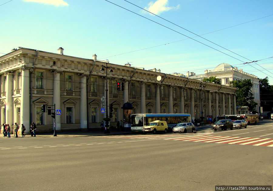 Аничков дворец: история и современность