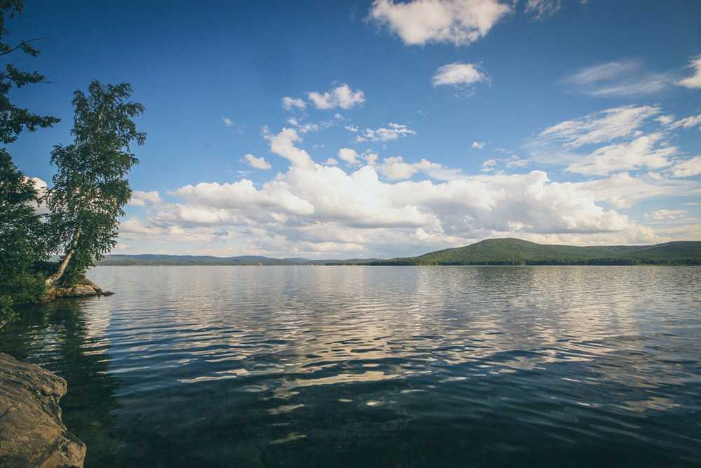 Озеро тургояк – жемчужина урала | золотой пляж