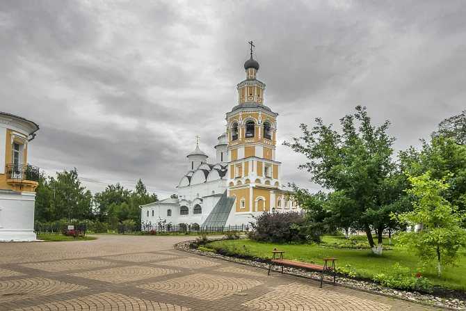 Спасо-прилуцкий монастырь - русский север