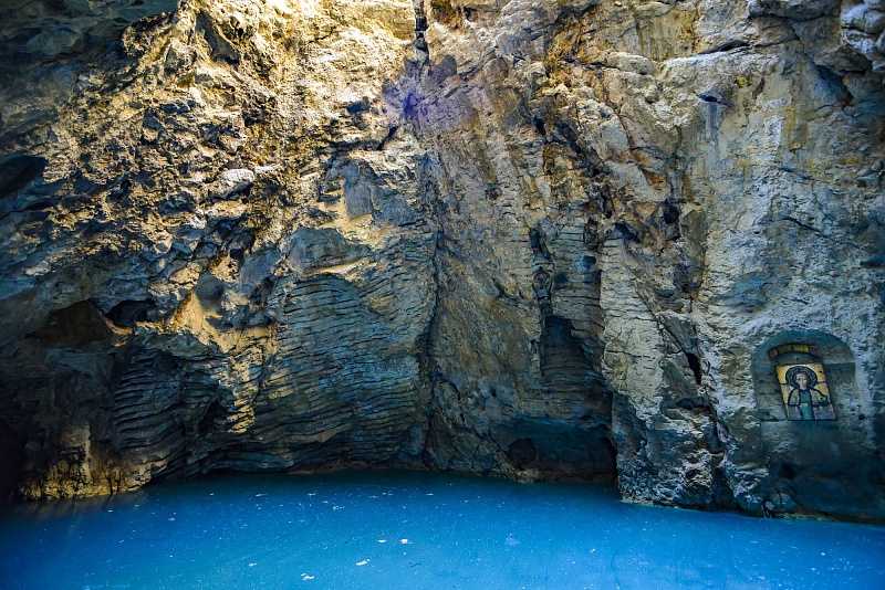 Подземное озеро "провал" в пятигорске - фото, как добраться