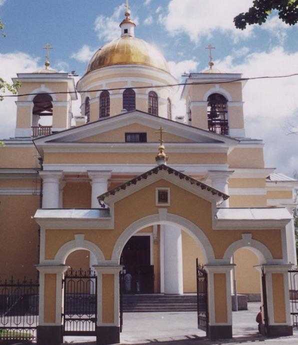 Александро-невский кафедральный собор - сад сервье