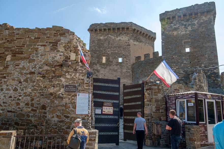 Генуэзская крепость в судаке – история появления, место нахождения
