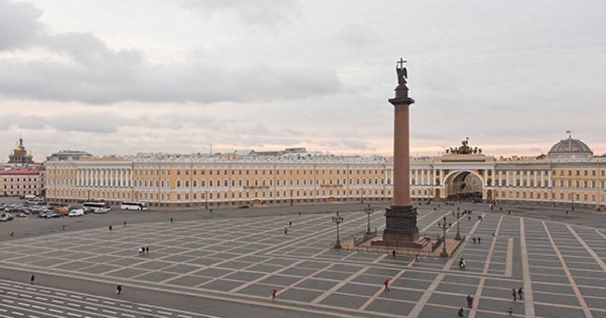 Достопримечательности дворцовой площади: история, описание