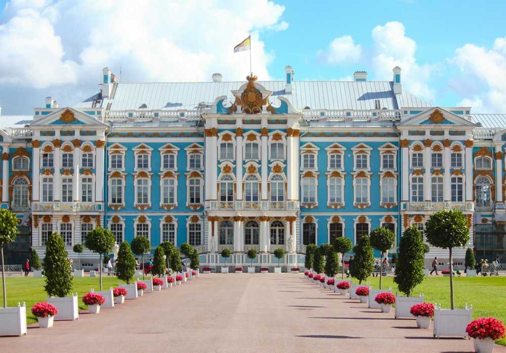 История и обзор екатерининского дворца – резиденции трех российских монархов