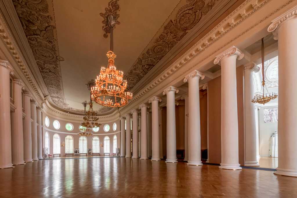 Таврический дворец в санкт-петербурге: история, архитектура и интерьер