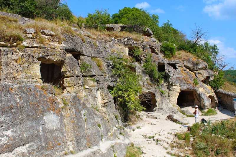 Чуфут кале: пещерный город возле бахчисарая, фото, как добраться на машине, где находится, история возникновения