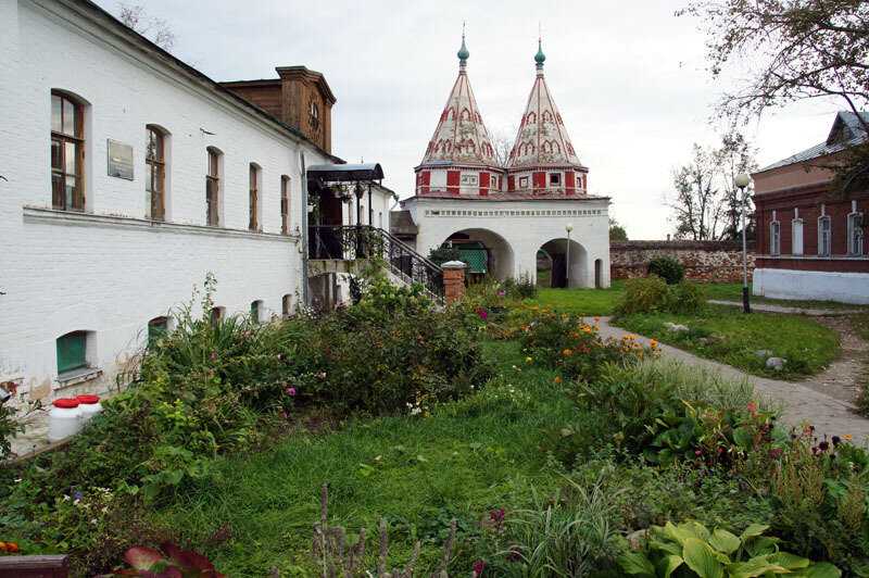 Wikizero - ризоположенский монастырь