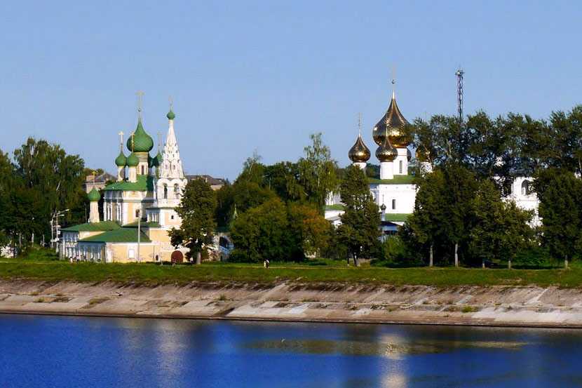 Старый монастырь. Углич Воскресенский монастырь вид с Волги. Углич. Путеводитель. Углич что посмотреть. Монастыри г Углич фото с описанием.