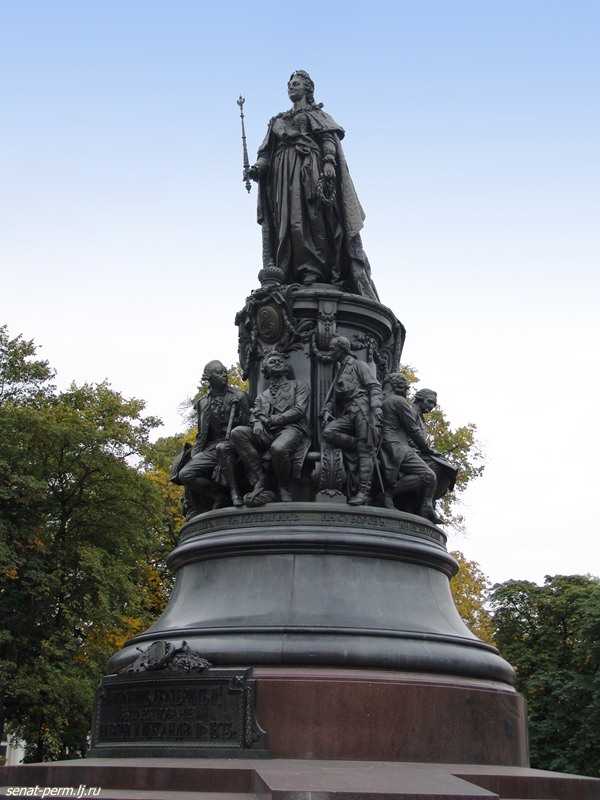 Исторический памятник екатерине ii в санкт-петербурге