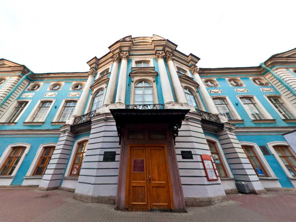 Дворец шувалова | санкт-петербург центр