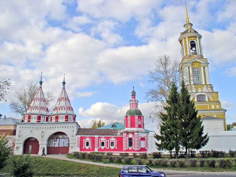 Суздаль. покровский монастырь. обитель для аристократок