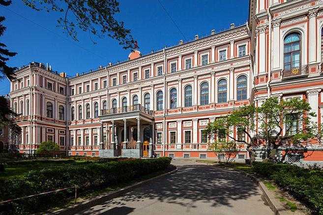 Николаевский дворец в петербурге (дворец труда)