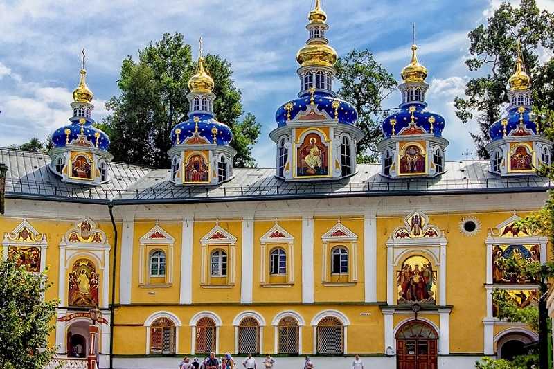 Церковь лазаря праведного псково-печерского монастыря
