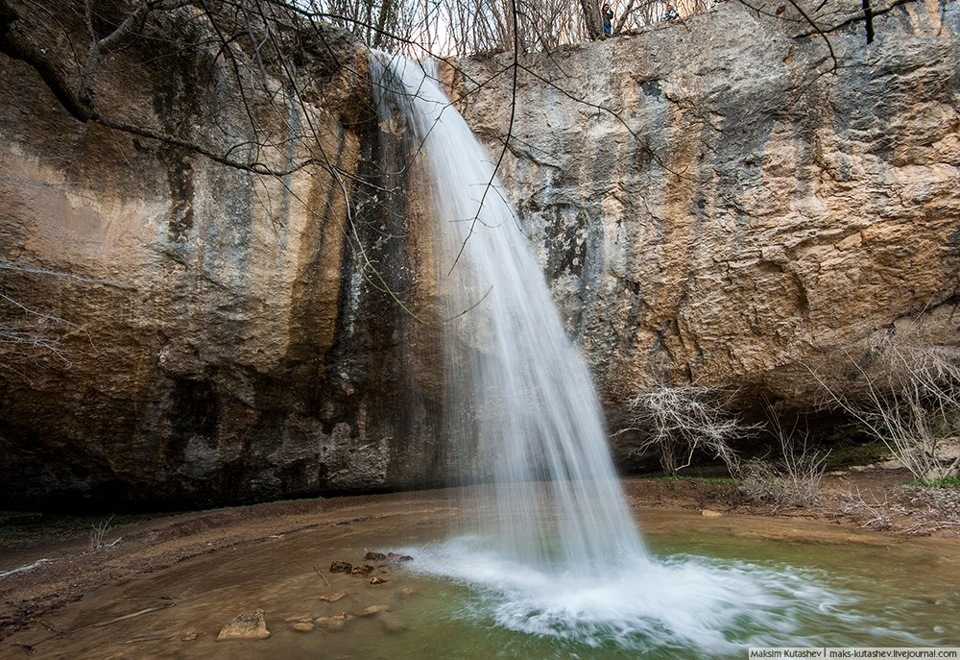 Водопад козырек — скрытая жемчужина крыма