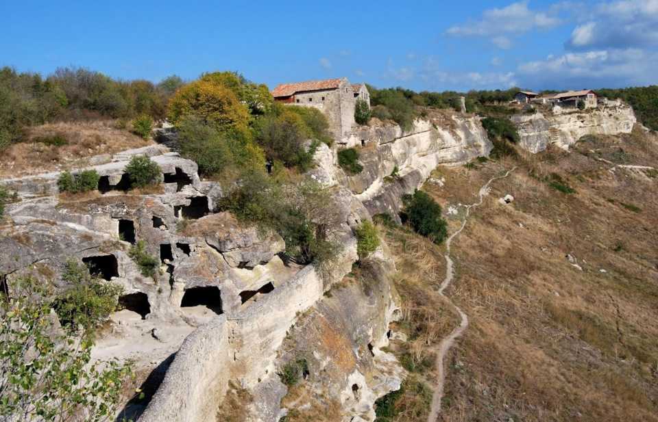Пещерный город чуфут-кале: фото, описание, история, экскурсии, отзывы - gkd.ru