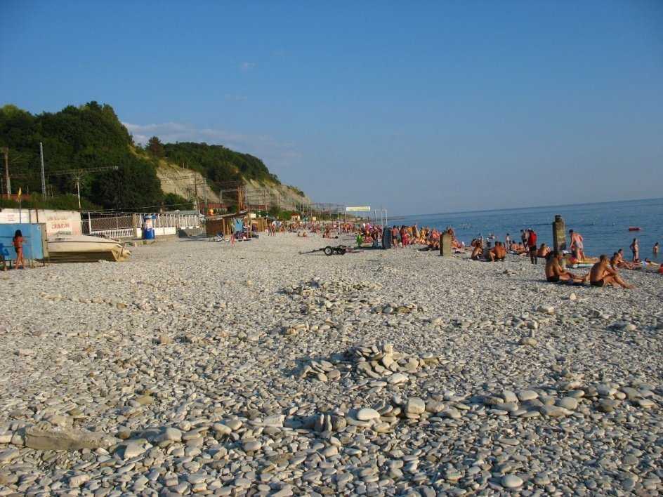 Центральный пляж дедеркой, туапсе. отели рядом, фото, видео, отзывы 2021, как добраться – туристер.ру