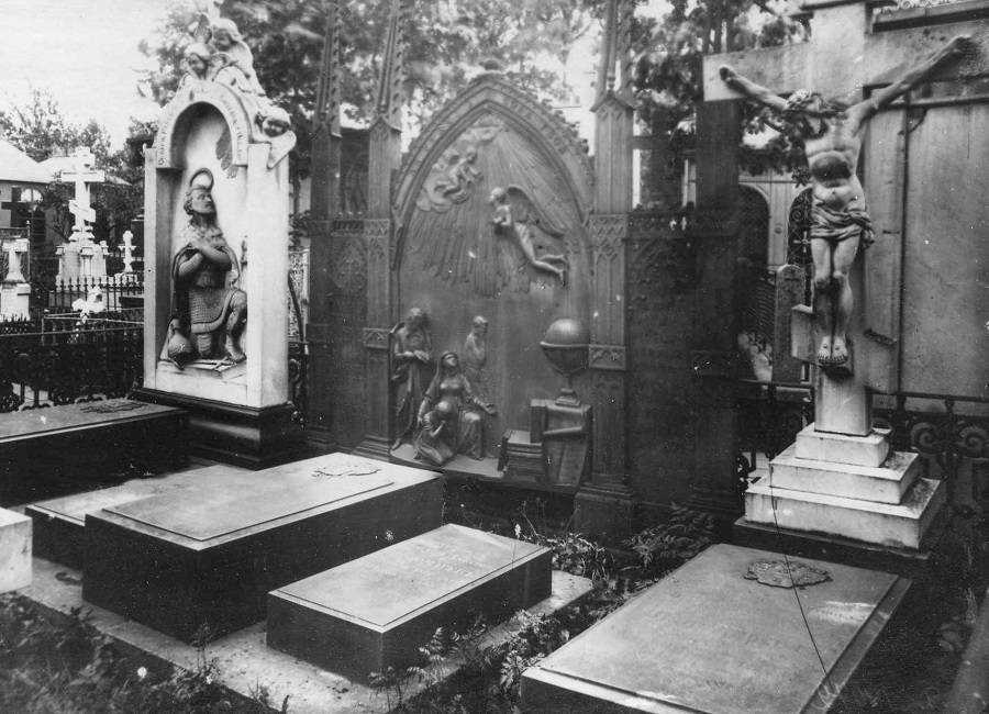 Волковское кладбище, санкт-петербург. - мое семейное древо