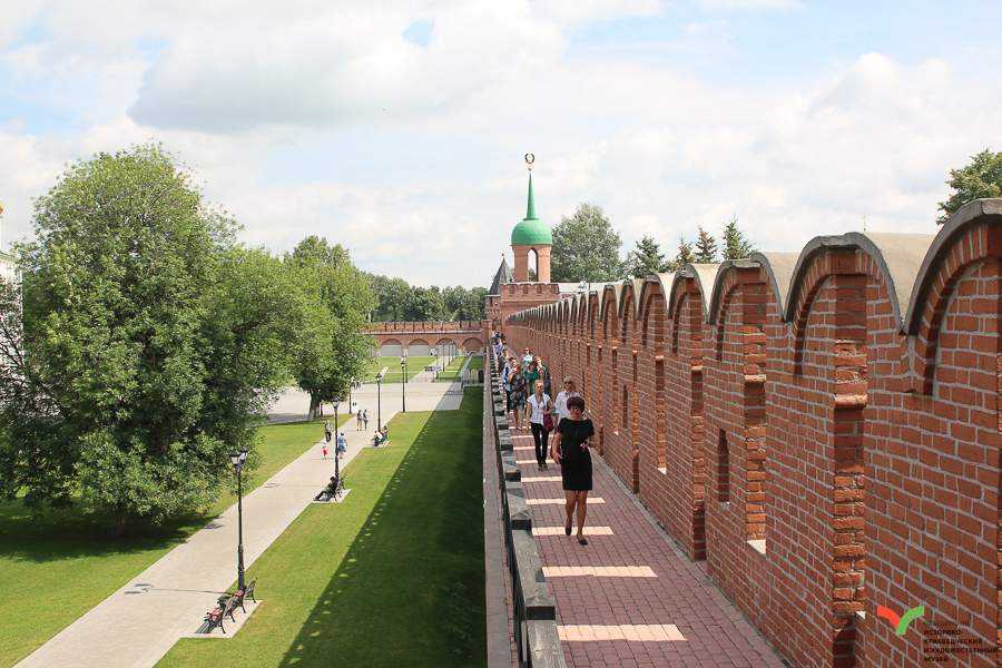 Исторические сооружения Тулы: Тульский кремль...
