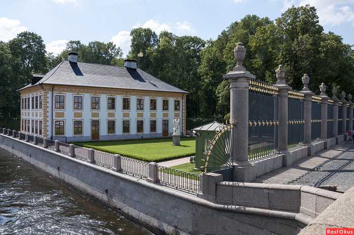 Летний сад-дворец в санкт-петербурге | мировой туризм