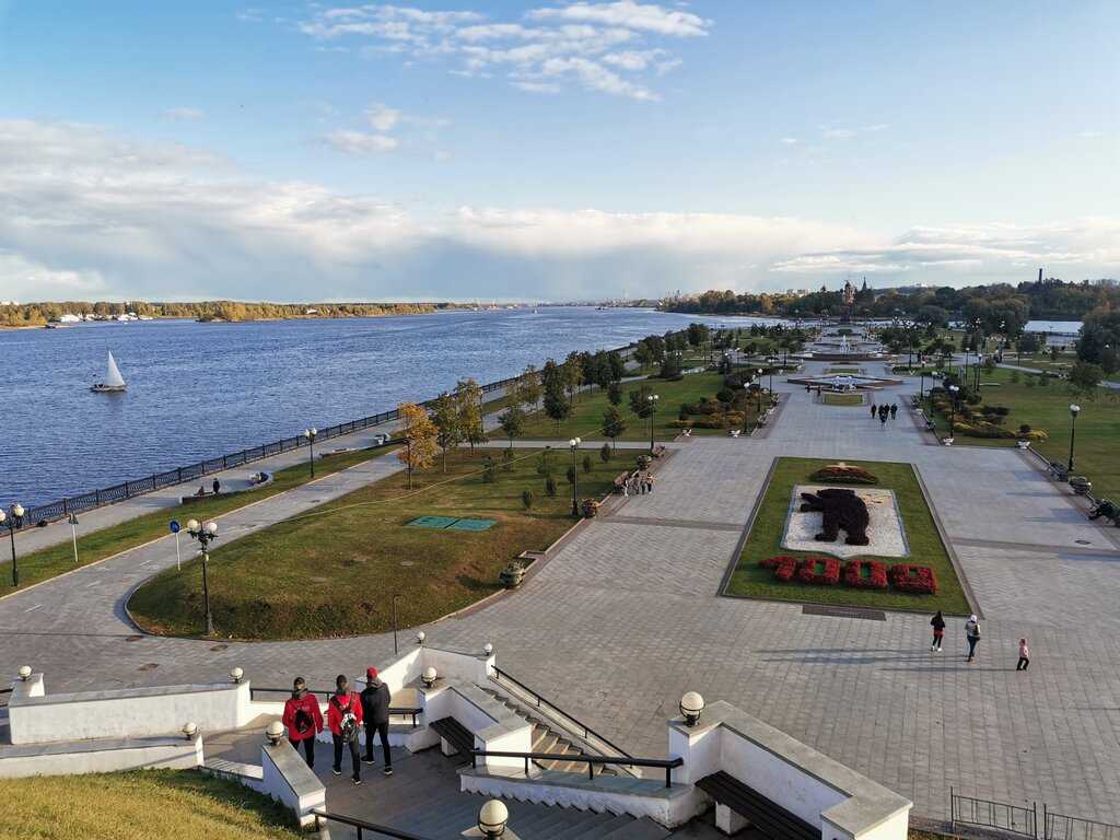 Памятник леониду собинову в ярославле