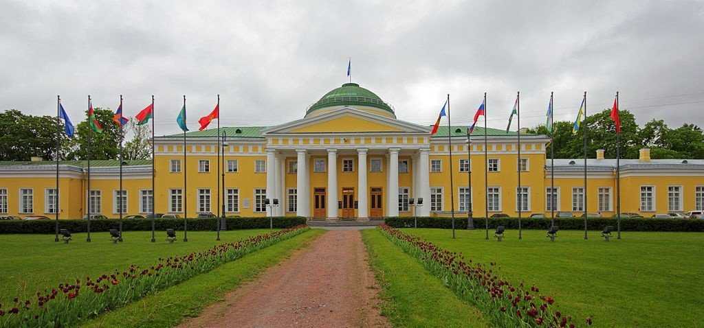 Известнейшие дворцы и замки санкт-петербурга