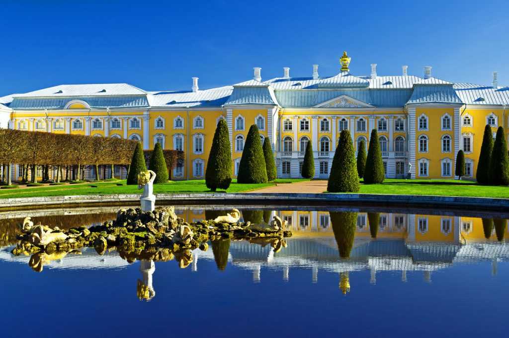 Залы большого дворца, петергоф (санкт-петербург)