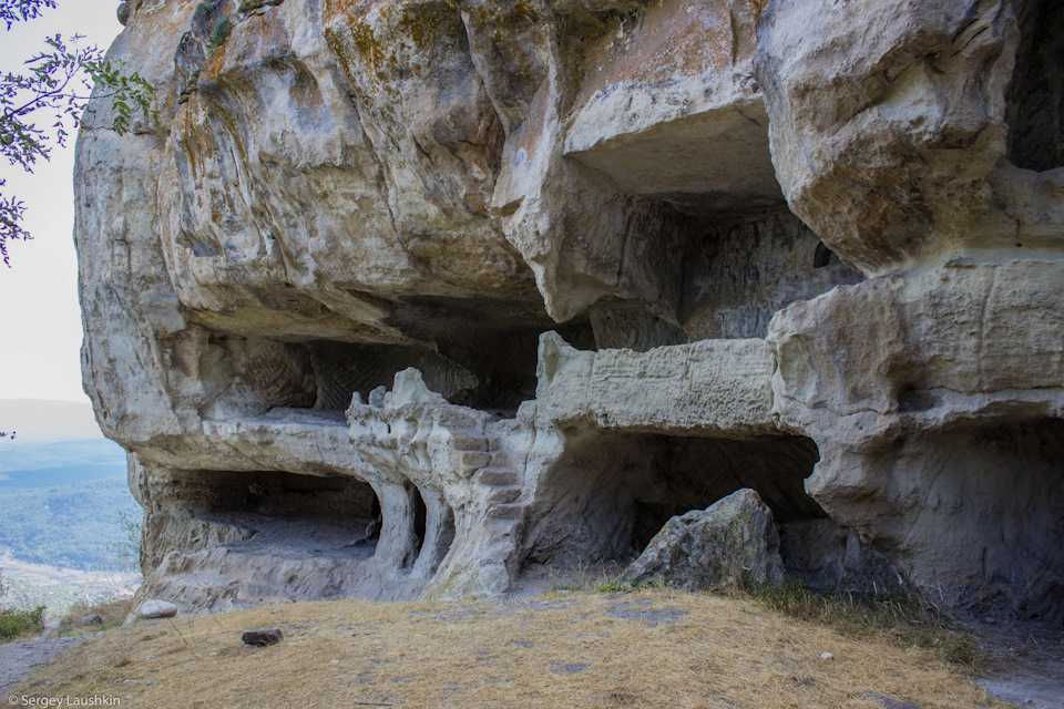 Пещерный город чуфут-кале