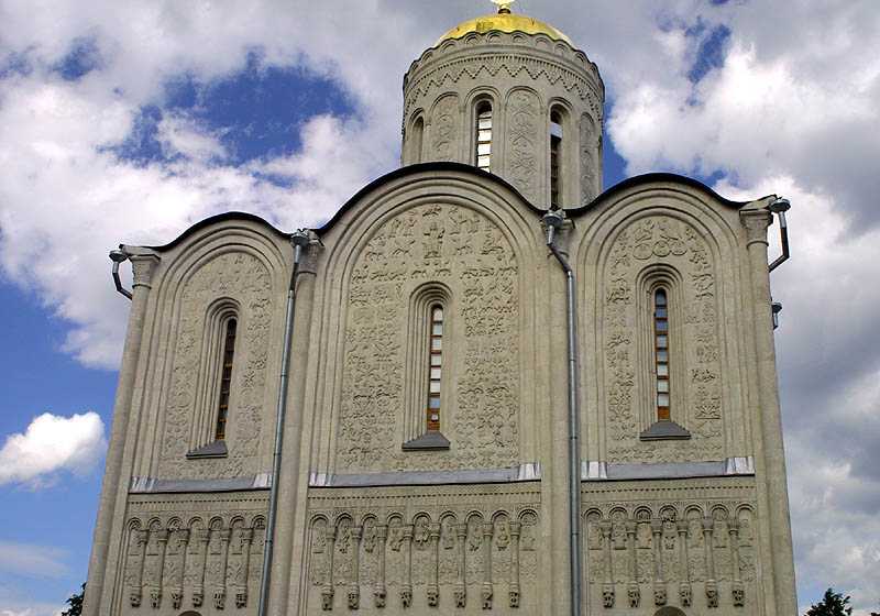 Дмитриевский собор во владимире — наш взгляд на вопрос