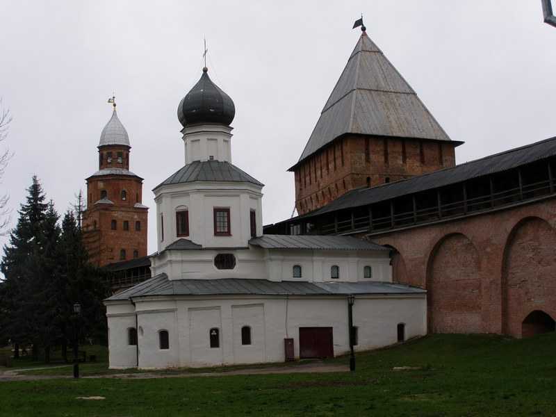Новгородский кремль: святая софия, владычная палата и другие достопримечательности