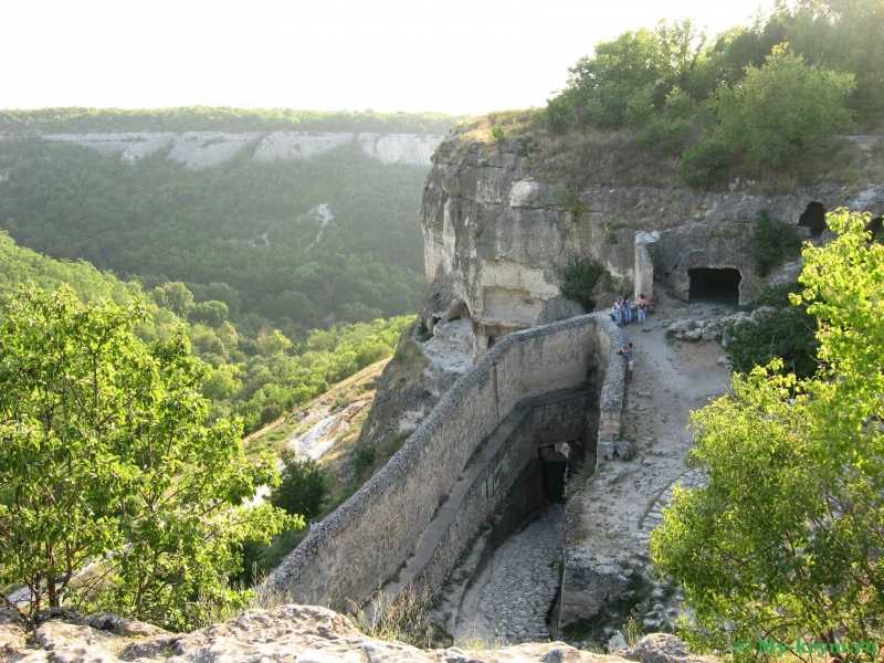 Чуфут-кале — пещерный город в крыму: история, условия посещения, как добраться, фото
