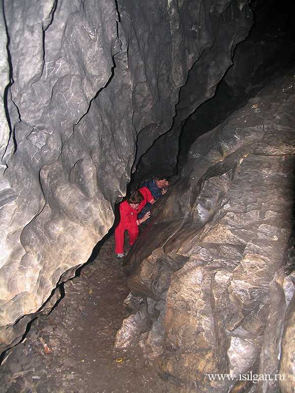 Тайны и легенды сугомакской пещеры |