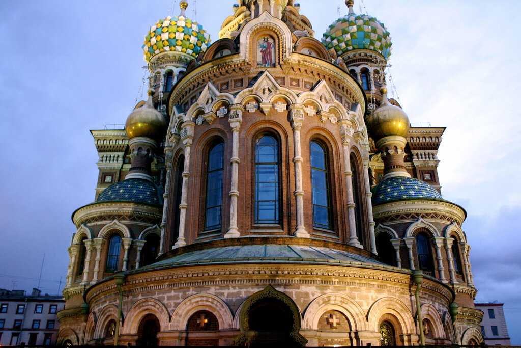 Красивые церкви и соборы санкт-петербурга. что посмотреть?