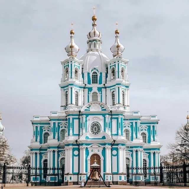 Санкт петербург смоленский собор