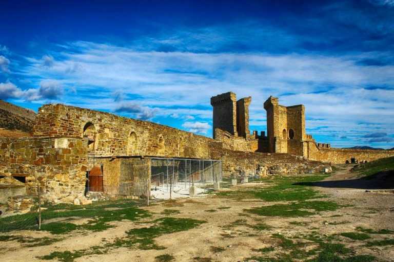 Генуэзская крепость судак, крым 🏰 фото, история, где находится
