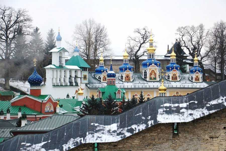 Псково-печерский монастырь: история, описание, фото