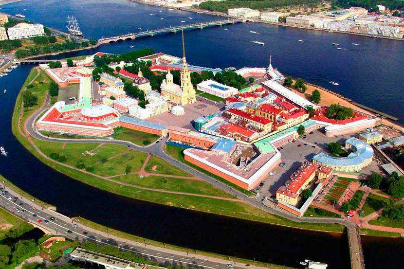 Петропавловская крепость в санкт-петербурге