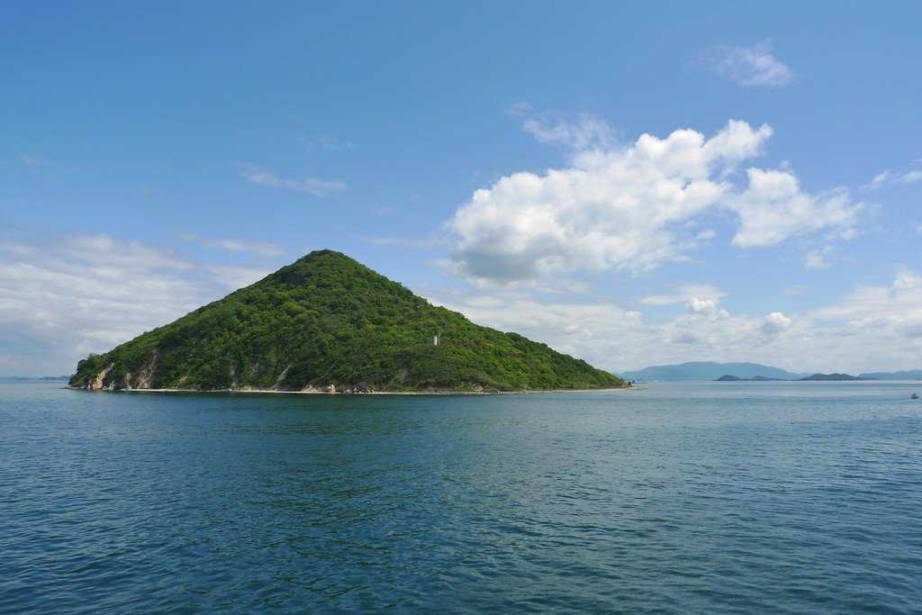 Японский архипелаг: большие и маленькие острова страны восходящего солнца