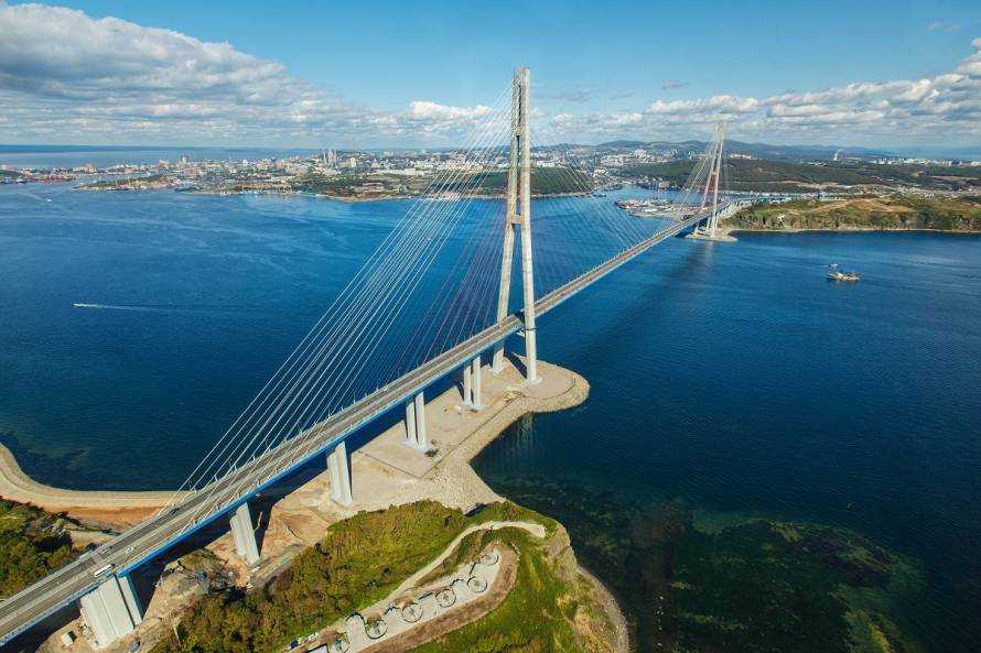 Русский мост во владивостоке – рекордсмен среди вантовых мостов | города планеты