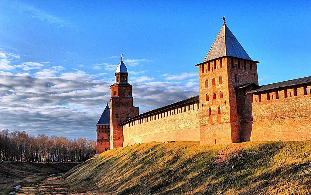 Новгородский кремль: история, описание, фото