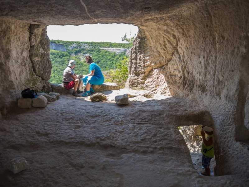 Пещерный город чуфут-кале - фото, видео, описание
