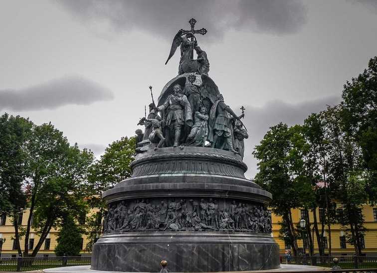 Памятник тысячелетие россии: фото, история и год создания