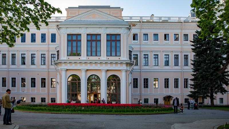 Аничков дворец | санкт-петербург центр