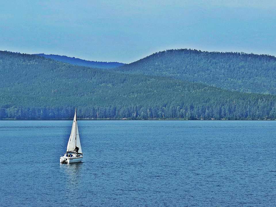 Wikizero - тургояк (озеро)